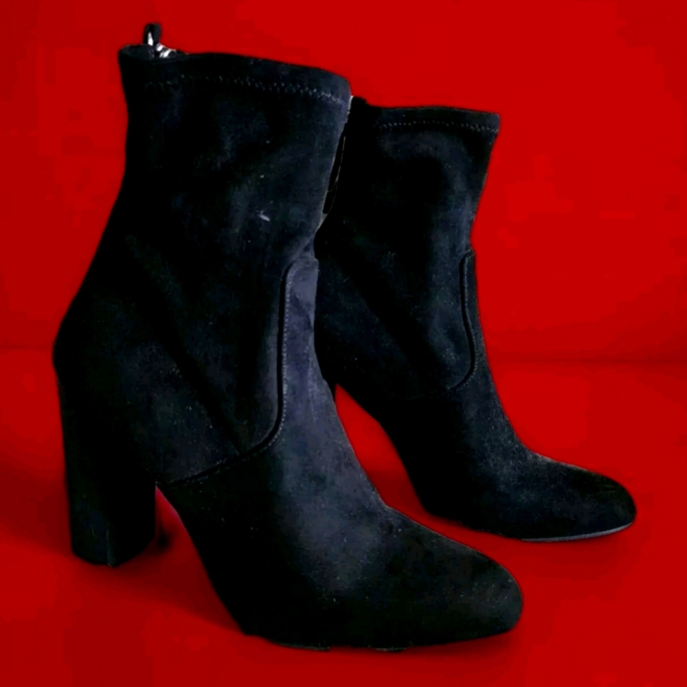 Steve Madden Brisk Black Suede Back Zip Ultra High Heel Ankle Boots Size 10
